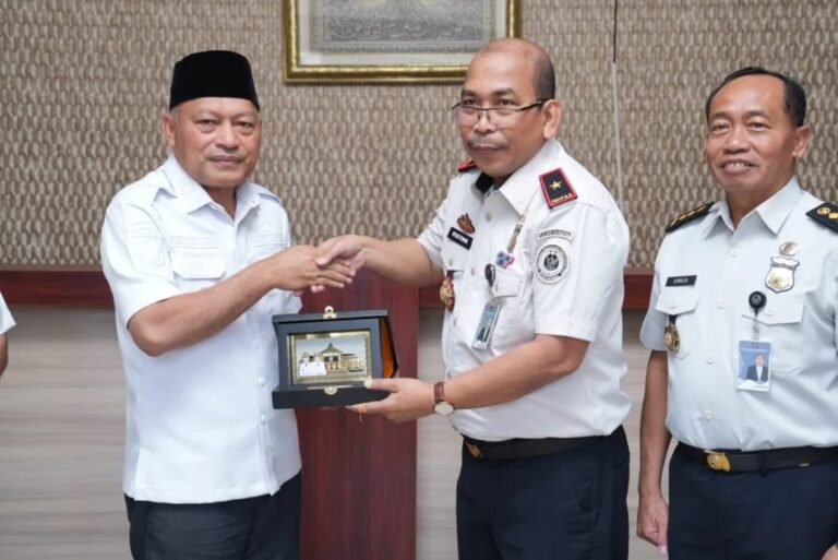 Dukung Kemajuan Daerah, Pemprov Malut Siap Hibahkan Lahan untuk Kantor Wilayah Imigrasi di Sofifi